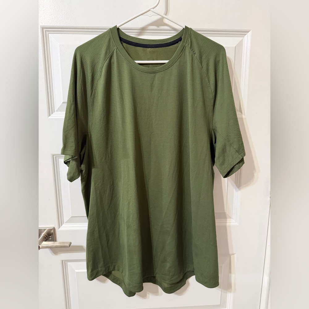 Lululemon Mens License to Train Short-Sleeve Shirt